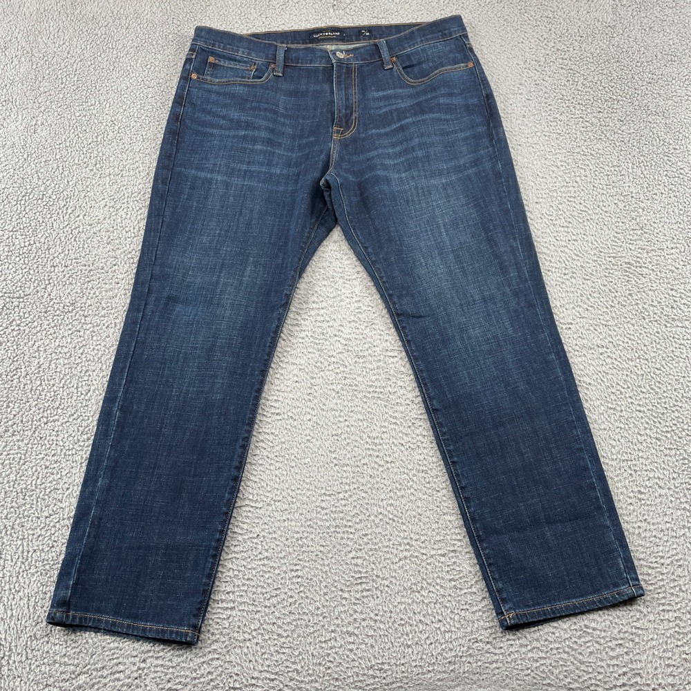 Lucky Brand Jeans Mens 38x30 Blue 221 Straight Leg Medium Wash Stretch‎ Denim